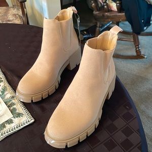 Chelsea Ankle Boots